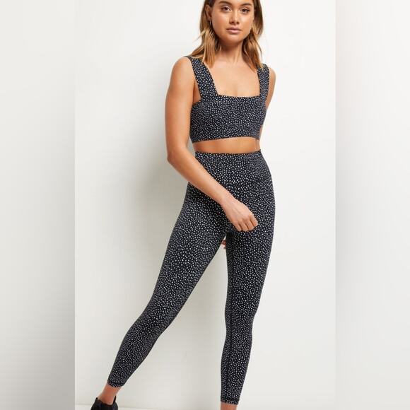 All Fenix Women's Montana 7/8 Leggings Black White Dot High Waist Size Medium - Picture 3 of 10